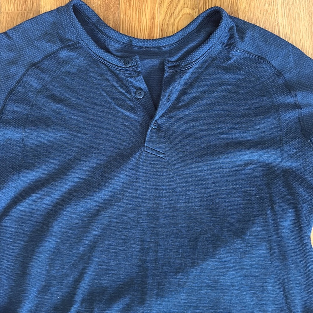 Lululemon Mens long sleeve henley
